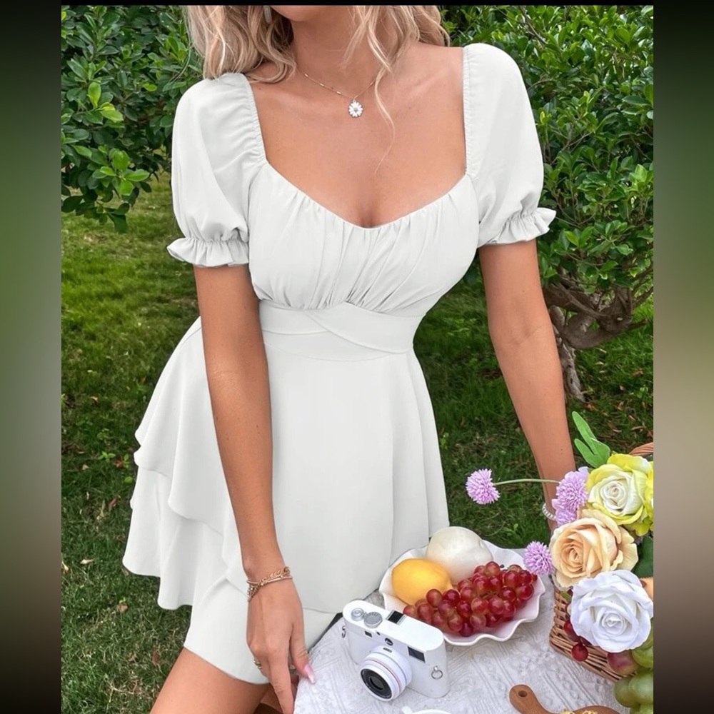 SHEIN MOD Sweetheart Neck Layered Hem Dress